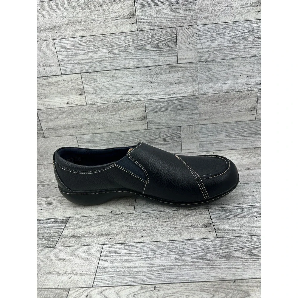 Clarks Collection Navy Leather Slip On Loafers Women 10W Ultimate Comfort Button